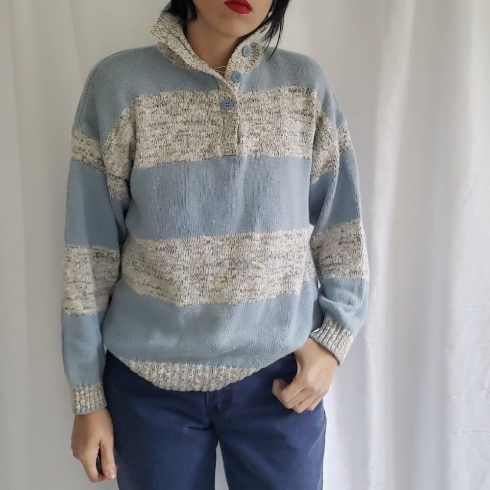80sBlue and White Striped Collared Sweater